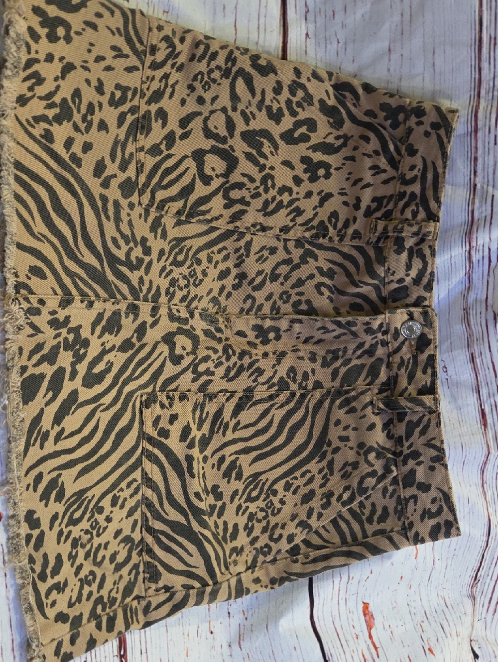 Forever 21 Leopard Print Mini Skirt in Tan and Black
